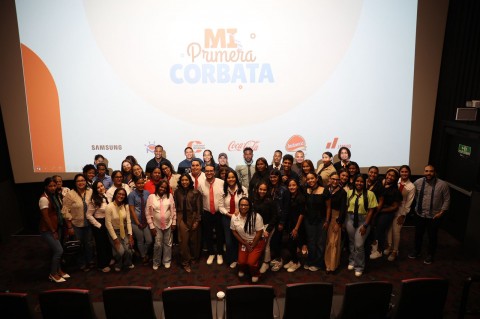 &ldquo;Mi primera corbata&rdquo;, una iniciativa social para ayudar j&oacute;venes a insertarse en el mundo laboral